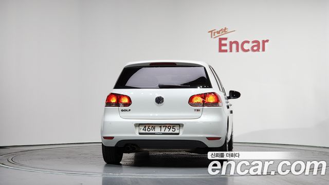 Volkswagen Golf 2012 — photo 4