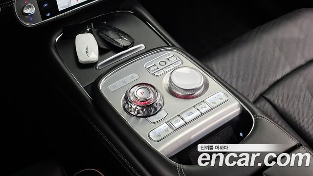 Genesis G90 2022 — photo 9