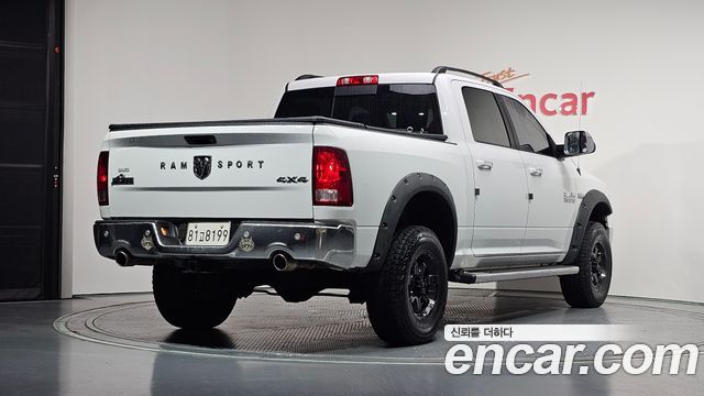 Dodge Ram Pick Up 2016 — photo 2