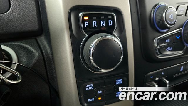Dodge Ram Pick Up 2016 — photo 9
