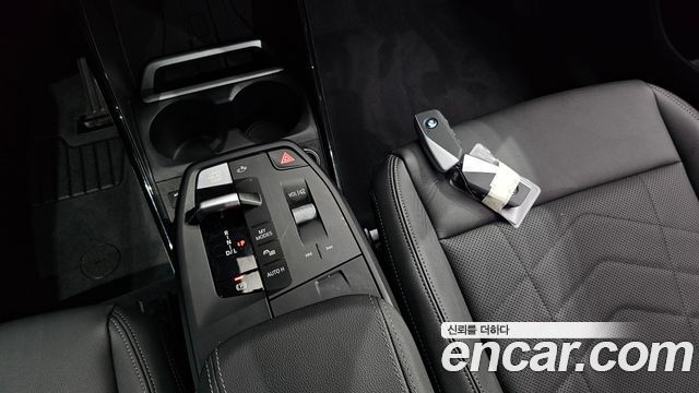 BMW 2-Series 2023 — photo 12