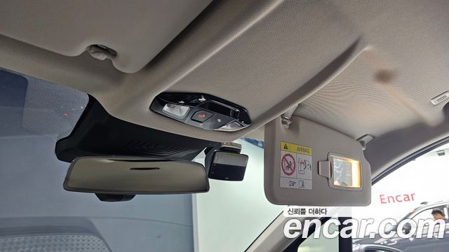 BMW 2-Series 2023 — photo 30