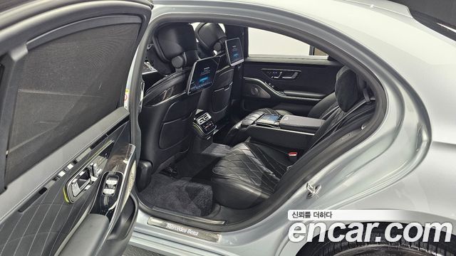 Mercedes-Benz S-Class 2021 — photo 11