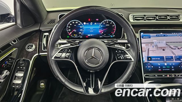 Mercedes-Benz S-Class 2021 — photo 13