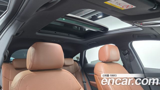 Audi e-tron 2023 — photo 13