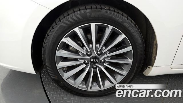 Kia K7 2016 — photo 5