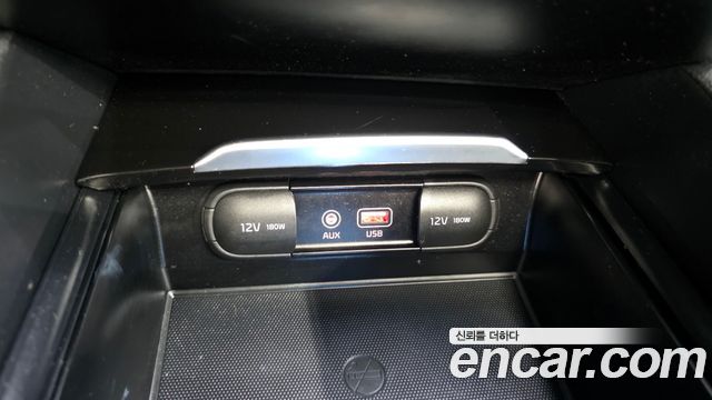 Kia K7 2016 — photo 18