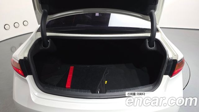 Kia K7 2016 — photo 26