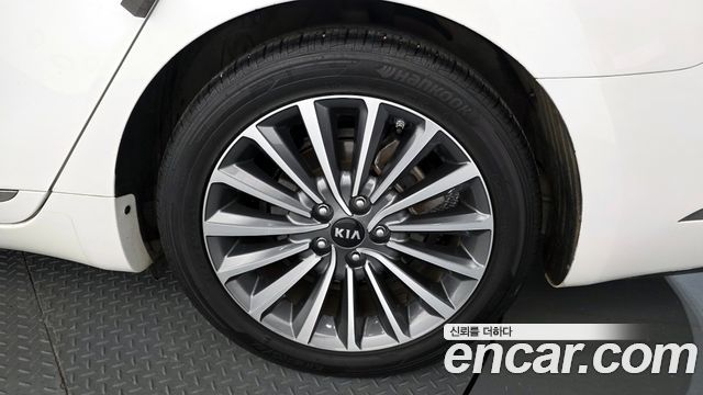 Kia K7 2016 — photo 7