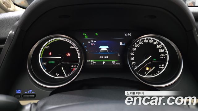 Toyota Camry 2019 — photo 11