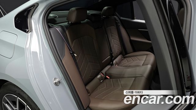 BMW 5-Series 2026 — photo 16