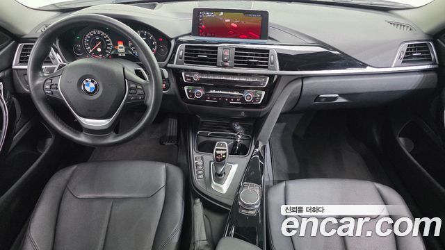 BMW 4-Series 2020 — photo 10