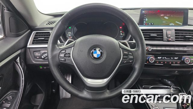 BMW 4-Series 2020 — photo 23