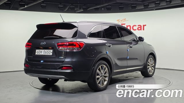 Kia Sorento 2016 — photo 2