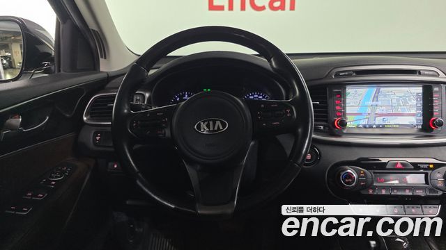 Kia Sorento 2016 — photo 12