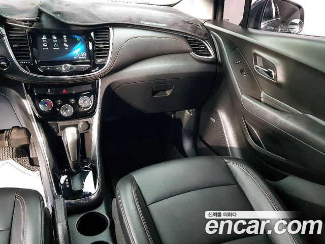 Chevrolet Korea Trax 2017 — photo 12