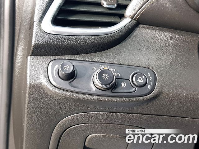 Chevrolet Korea Trax 2017 — photo 18