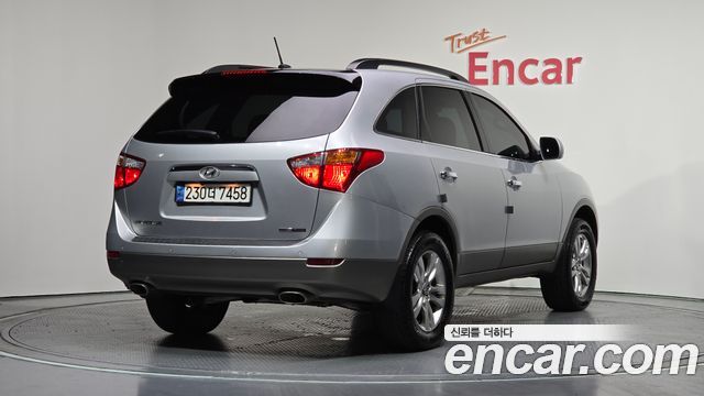 Hyundai Veracruz 2012 — photo 2