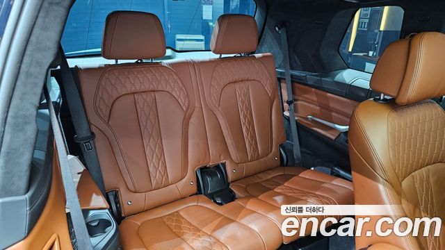 BMW X7 2021 — photo 13