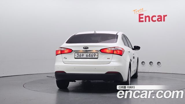 Kia K3 2013 — photo 4