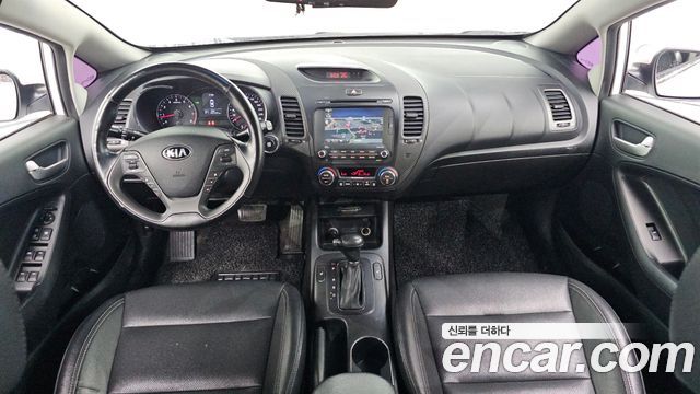Kia K3 2013 — photo 7