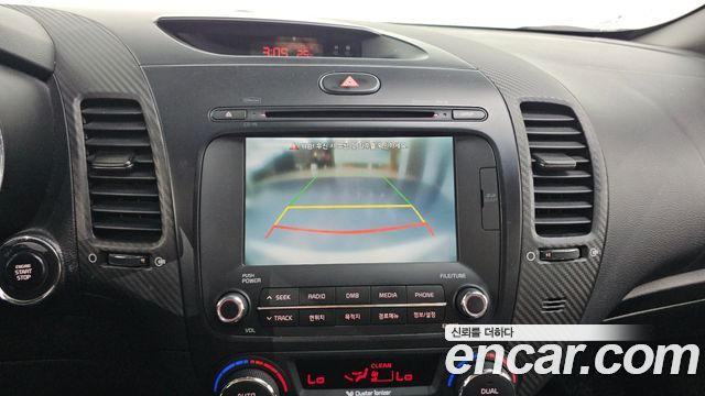 Kia K3 2013 — photo 13