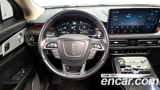 Lincoln Nautilus 2023 — photo 19