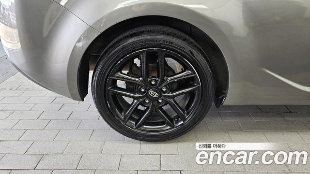 Kia Porte 2012 — photo 5