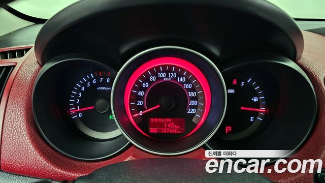 Kia Porte 2012 — photo 8