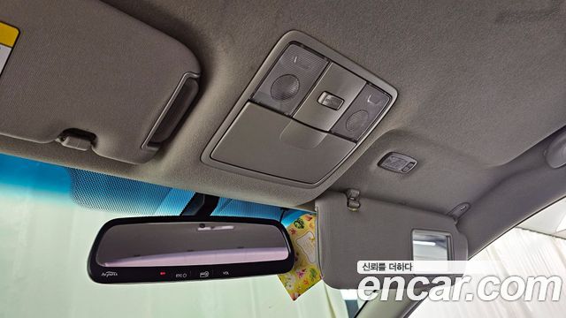 Kia Porte 2012 — photo 17