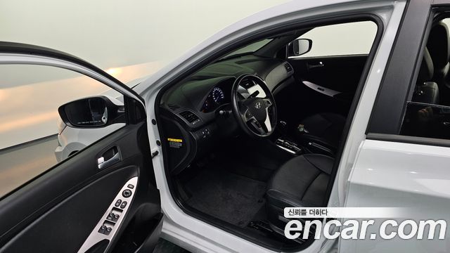 Hyundai Accent 2019 — photo 10