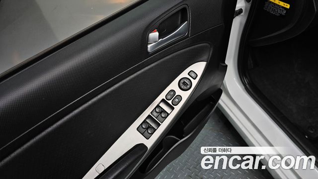 Hyundai Accent 2019 — photo 19