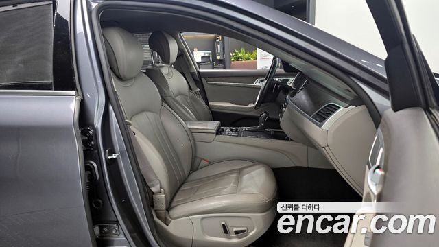 Hyundai Genesis 2016 — photo 11