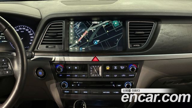 Hyundai Genesis 2016 — photo 18