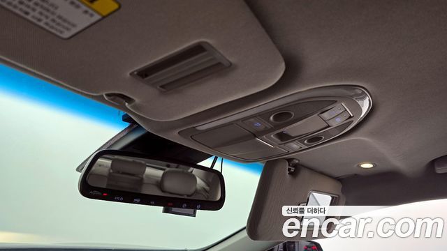 Hyundai Genesis 2016 — photo 19