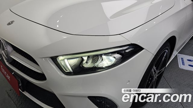 Mercedes-Benz A-Class 2020 — photo 8