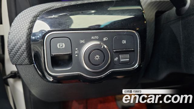 Mercedes-Benz A-Class 2020 — photo 28