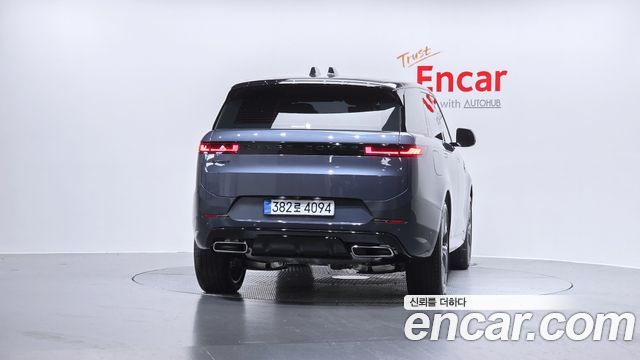 Land Rover Range Rover Sport 2025 — photo 4