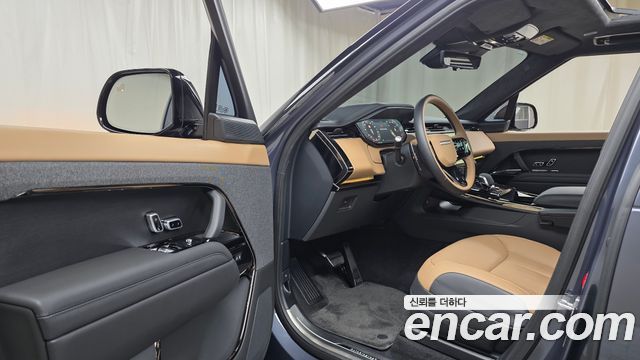 Land Rover Range Rover Sport 2025 — photo 13