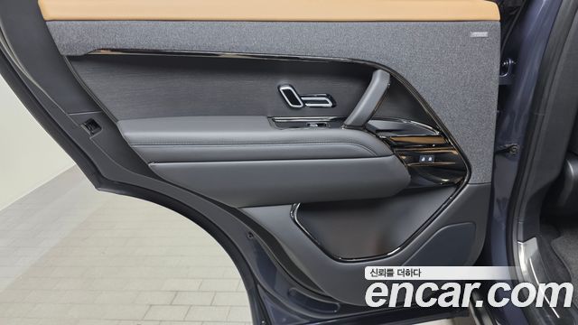 Land Rover Range Rover Sport 2025 — photo 15