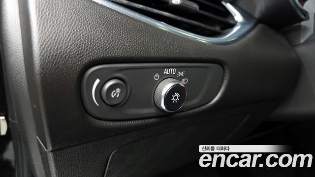 Chevrolet Korea Malibu 2018 — photo 19