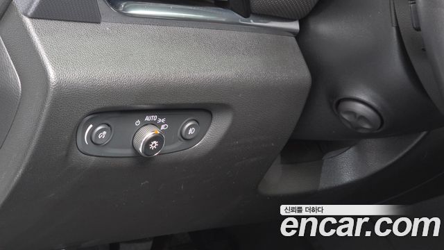 Chevrolet Korea Traverse 2020 — photo 28