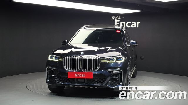 BMW X7 2021 — photo 3
