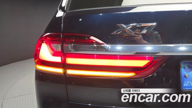 BMW X7 2021 — photo 9