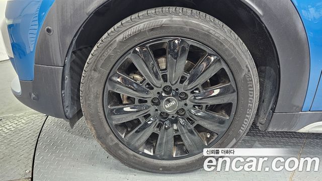 Mini Countryman 2020 — photo 5