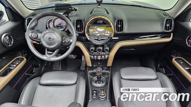Mini Countryman 2020 — photo 7
