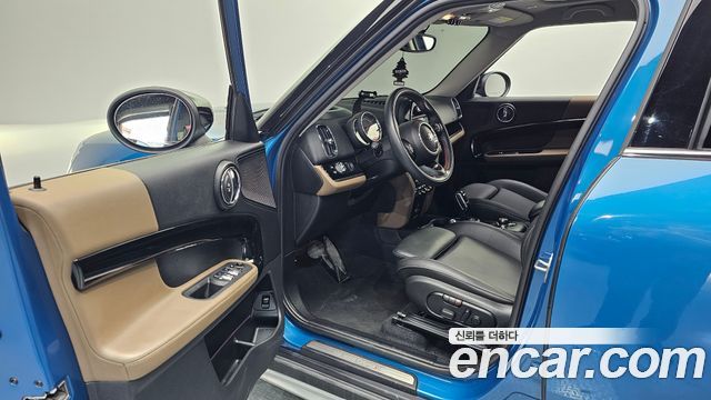 Mini Countryman 2020 — photo 10