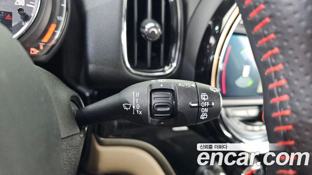 Mini Countryman 2020 — photo 17