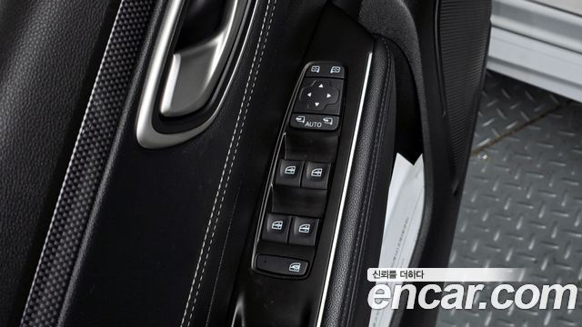 Renault Korea SM6 2016 — photo 27