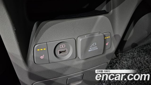 Kia Canival 2017 — photo 19